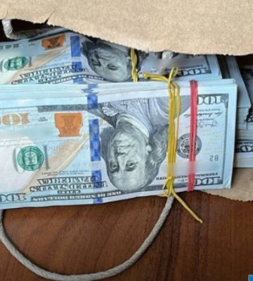САП: Двоє депутатів Сумської облради пропонували $100 тис керівнику міської адміністрації Сум