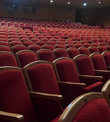 Розклад вистав у Франківському драмтеатрі в першій половині квітня
