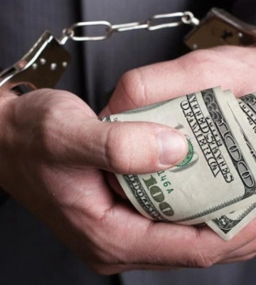 За $100 тис. намагались підкупити начальника МВА: на Сумщині &quot;на гарячому&quot; упіймали двох депутатів облради. Фото