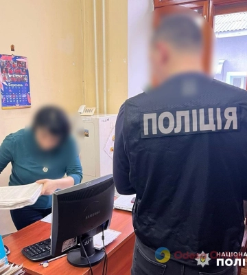 Нарахували 270 000 грн зарплати фіктивним працівникам: на Одещині викрили схему