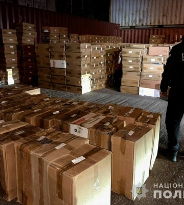 На Одещині кіберполіція та БЕБ викрили виробників контрафактних сигарет