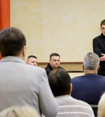 Запорізькі школи планують розпочати навчальний процес у змішаному форматі