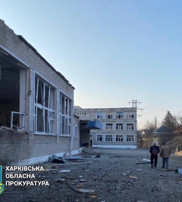 Удар БПЛА по Изюму: опубликованы фото разрушений