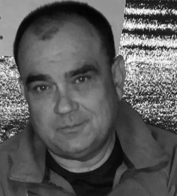 Раптово помер на автостанції, повертаючись додому у відпустку: на Волині «на щиті» зустріли Героя Сергія Матвіюка. Відео