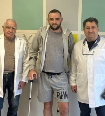 Франківські лікарі врятували ногу військового від ампутації