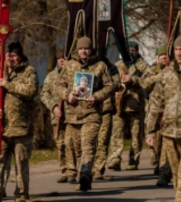 На Волині провели в останню путь загиблого Сергія Глинянка