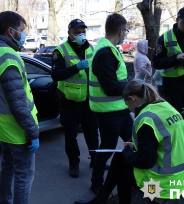 Стрілянина у Житомирі - у салоні автомобіля виявили пораненого чоловіка