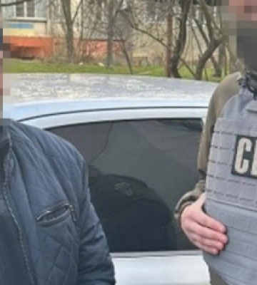 СБУ в Херсоні спіймала колишнього охоронця російської катівні, який хотів утекти за кордон