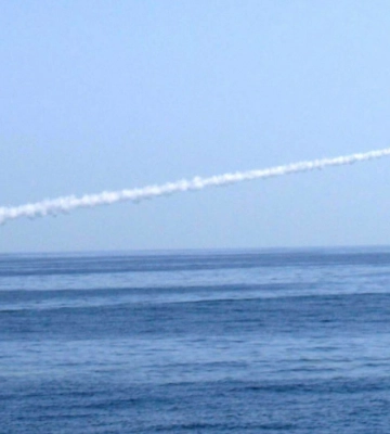 Ісламські бойовики атакували пакистанську військово-морську базу