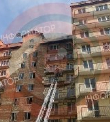 В Івано-Франківську в одній з багатоповерхівок сталася пожежа (ВІДЕО)