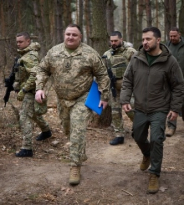 Зеленський ознайомився з будівництвом фортифікацій на Сумщині