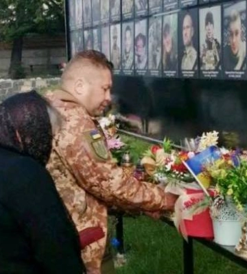 Рідним загиблих волинських Героїв вручили їхні посмертні ордени