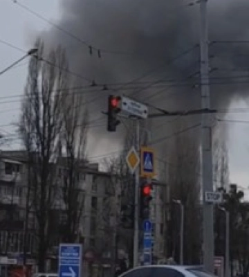 Попадание авиабомбы в Харькове: появилось видео первых секунд после взрыва