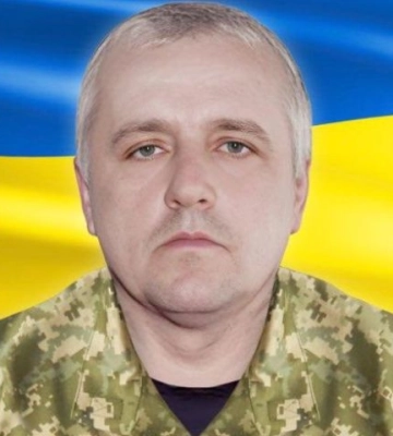 Повертається додому «на щиті» воїн, в якого на Донеччині зупинилось серце