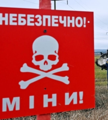 На Херсонщині підірвались на міні двоє чоловіків: один загинув, другий - у тяжкому стані