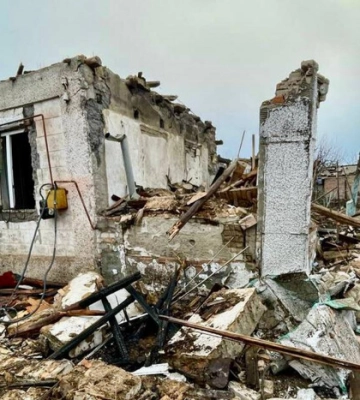 Последствия российского удара по Харькову: Попали в школу и жилые дома.. ФОТОрепортаж