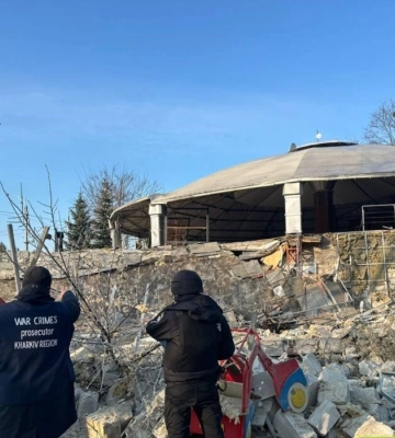 Ночью РФ ударила по Харькову беспилотниками: в городе слышали взрывы, разрушен ресторан