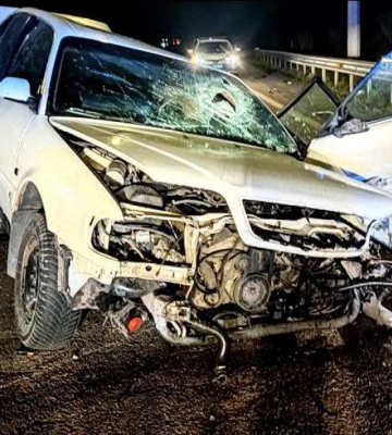 На Рівненщині автівка влетіла у відбійник. Загинув 45-річний водій