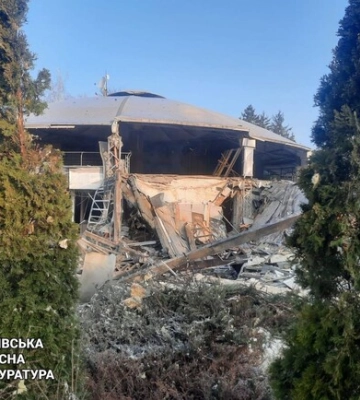 У Харкові вночі БпЛА пошкодили ресторан, магазин та офісні приміщення