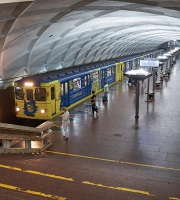 У Харкові в метро зменшили інтервали прибуття потягів
