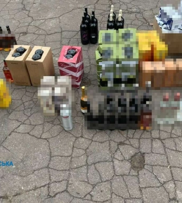 Алкоквартет: групу криворіжців викрили на збуті паленого алкоголю по всій країні