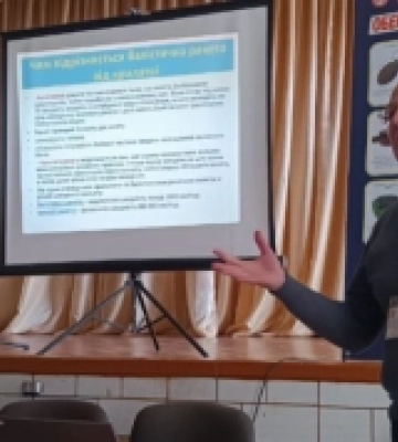 У Любешеві рятувальники та фахівці цивільного захисту провели навчання з освітянами