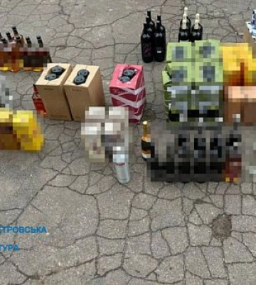 Четверых криворожан подозревают в нелегальной продаже алкоголя