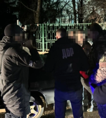 На Одещині судитимуть працівника ТЦК та правоохоронця, які торгували «білими квитками»