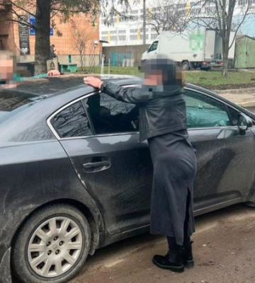 Рецидивістка ввозила в Україну прекурсори під виглядом прального порошку, – СБУ