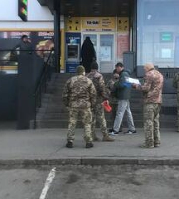 На Полтавщині ТЦК звернулися, аби близько 30 тисяч людей доставити до військкоматів