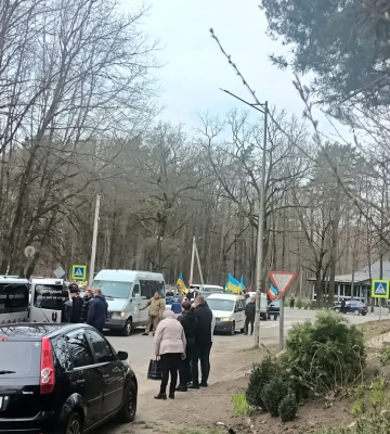 Чотирьох військовослужбовців із Рівненщини провели в останню дорогу