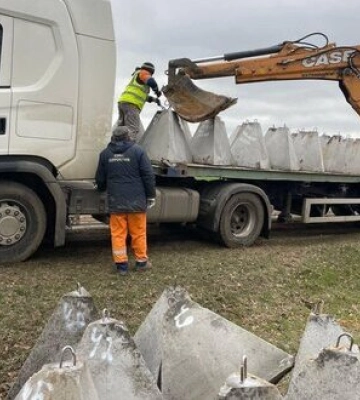 В Одеській області встановлено понад 5000 бетонних "зубів дракона", - СтратКом ЗСУ. ФОТОрепортаж