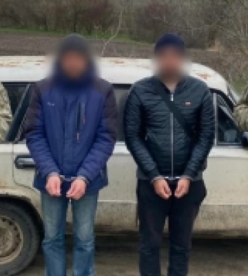 Одеські прикордонники затримали 7 чоловіків, які намагалися втекти до Молдови