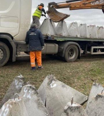 На Одещині встановили понад 5000 бетонних «зубів дракона»