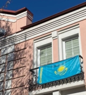 Посольство Казахстану закликало співгромадян залишити Харківську й Одеську області