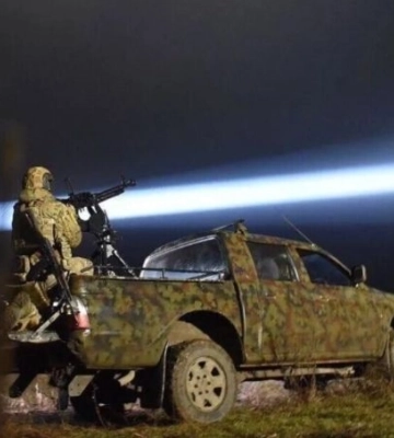 Над Чернівецькою областю збили ворожі ракети: служби виїхали на місця падіння уламків