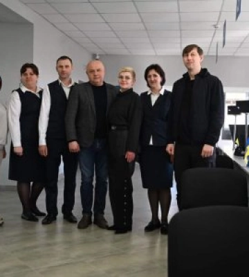 +5 паспортних станцій у ЦНАПах Закарпаття