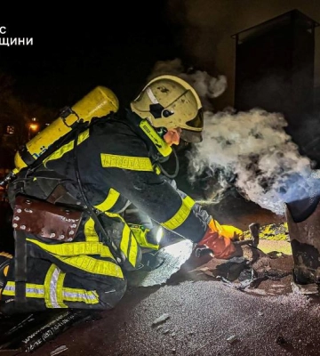 В Одесі загорівся житловий будинок