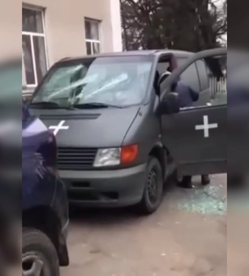 В селе под Хмельницким группа женщин напала на сотрудников ТЦК (видео)