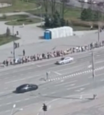 У Дніпрі на житломасиві Перемога проходить мітинг на підтримку військовополонених