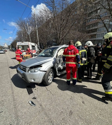 У Харкові внаслідок ДТП загинула жінка