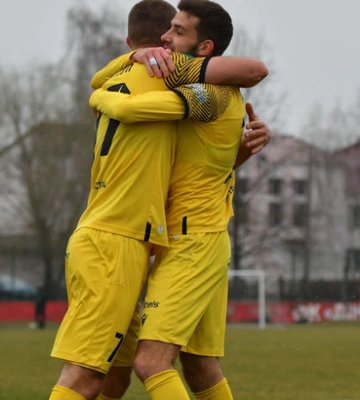 Перша ліга. Буковина - Чернігів 4:0. Дивний автогол, дубль молодого нападника та скандальне вилучення