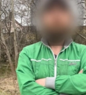 У Рівному пішохід з наркотиками намагався втекти від поліції