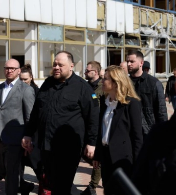 Голова Національних зборів Франції в Одесі ознайомилась з роботою «зернового коридору»