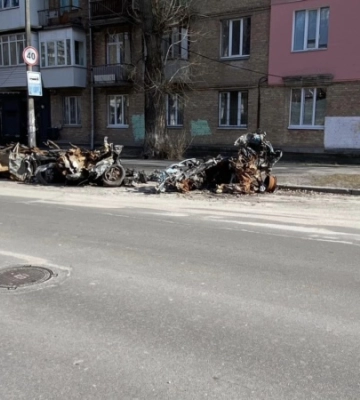 У Києві утворився “цвинтар” покинутих автомобілів (Фото)