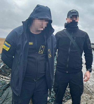Брав &quot;відкати&quot; за вивезення готівки: СБУ затримала інспектора Одеської митниці