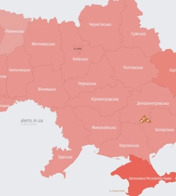 Всю страну охватила воздушная тревога, россияне атакуют ракетами