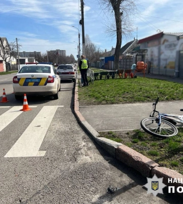 Аварія у Черкасах: велосипедиста госпіталізували