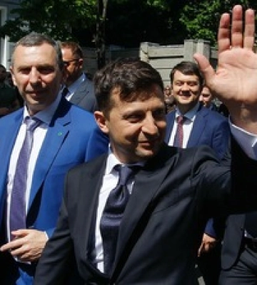 Друг Зеленского Шефир рассказал, что будет делать после ухода с должности Друг Зеленского Шефир рассказал, что будет делать после ухода с должности