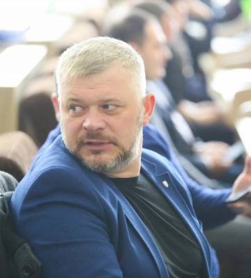 Один із черкаських комунальників отримує більше 125 тисяч гривень зарплати